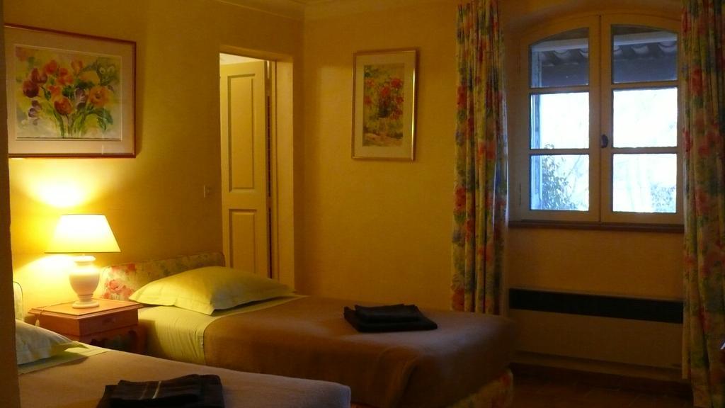 Les Bastides De L'Auviduery Villa Moissac-Bellevue Szoba fotó